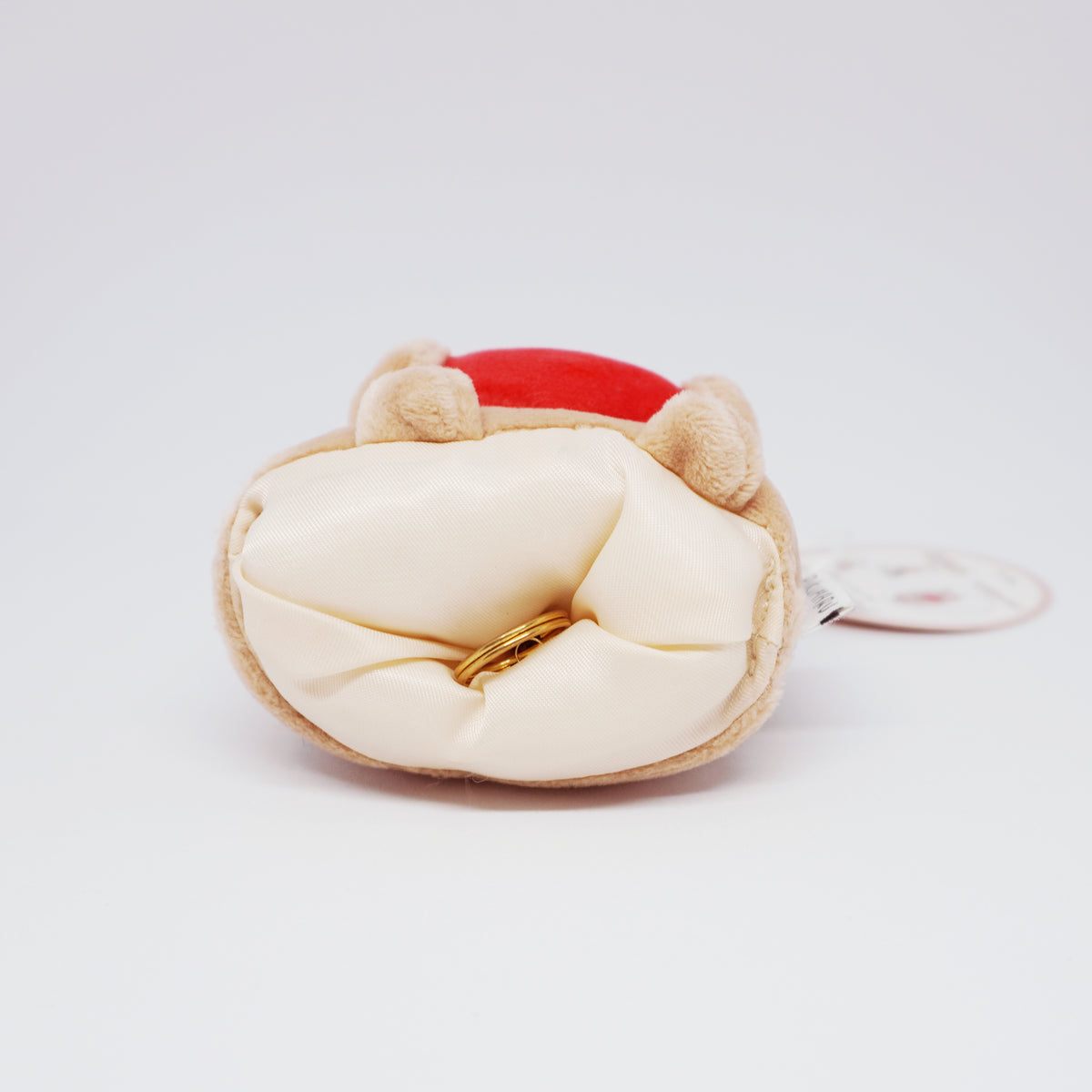 Bear Plush with Heart Reel Keychain - Pukumaru