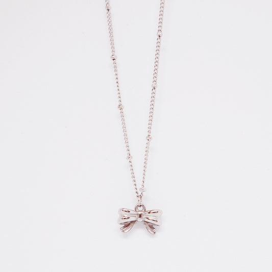Ribbon Silver Necklace