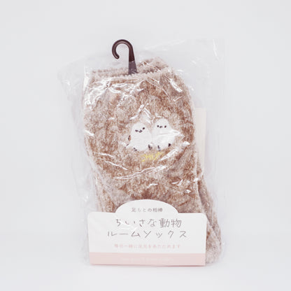 Snow Shimaenaga Embroidered Grey Room Socks