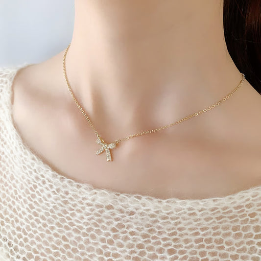 Gold Ribbon Motif Necklace
